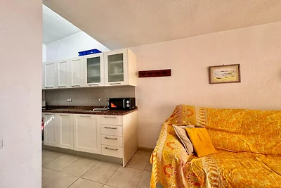 Apartment in Roquetas de Mar mit Terrasse