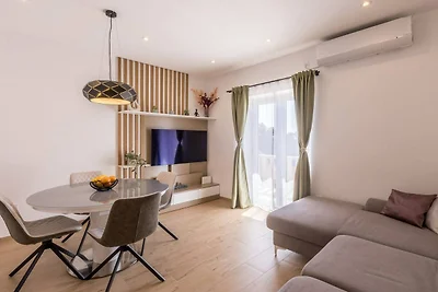 Three Bedroom Apartment with Terrace and Sea ...