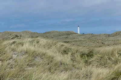 Strandparadies mit Annehmlichkeiten -- By Tra...