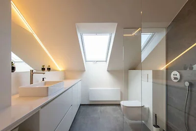 Modern appartement vlakbij zee en strand
