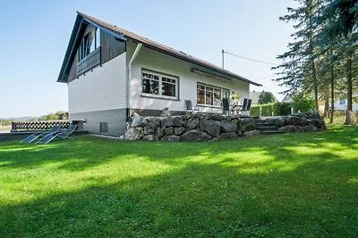 Villa a Trierscheid Eifel vicino alla foresta