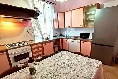 Secluded Lovran Apartment with Balcony and Pa...