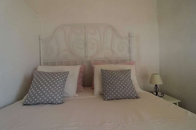 Greenside Cottage Lumi-Two Bedroom Holiday Ho...