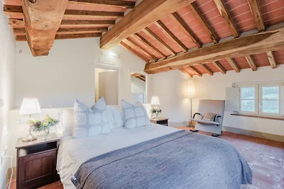 Appartamento in Toscana con Piscina e Vista