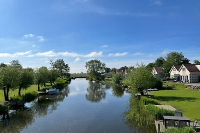 Ferienhaus in Makkum mit Schwimmbecken