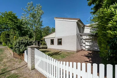 Bungalow vicino al Lago Veere con terrazza