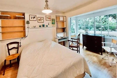 Haus in Trégastel in der Nähe der rosa...