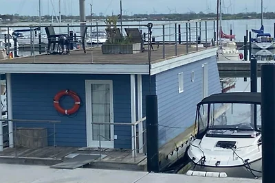Hausboot mit 2 Schlafzimmer