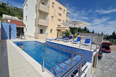 Luna Maris App 2 mit Balkon und Swimmingpool