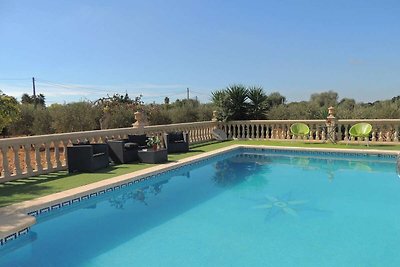 Charmante Villa mit privatem Pool in der Nähe...