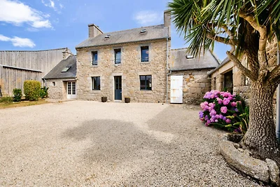 Ferienhaus in Kerlouan in der Nähe des Strand...