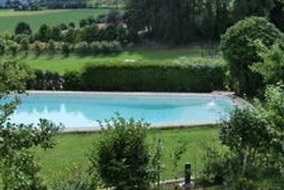 Wohnung in Silbecke mit Pool und Garten