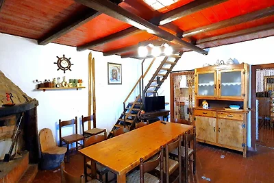 Tradizionale casa vacanze a Polino con...