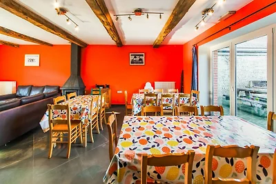 Accogliente cottage con sauna a Ambly