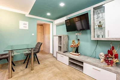 Apartments Robi & Kristina - One Bedroom Apar...