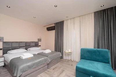 Hotel D'Iman - Triple Room with Sea View and ...