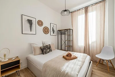 Erhabene 2BR/4p - Cannes Palais des Festivals