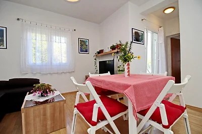 Apartments Nodilo - One Bedroom Apartment wit...
