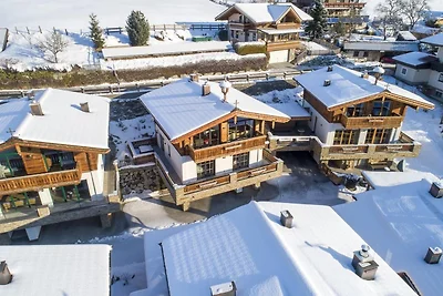 Chalet mit Sauna und Naturpool