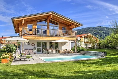 Hütte in Inzell mit Schwimmbecken