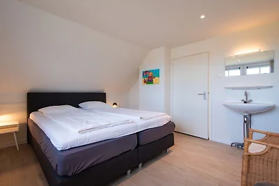 Ferienwohnung in Buren mit Schwimmbecken