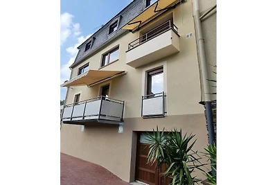 Ferienwohnung in Zell (Mosel) mit Balkon