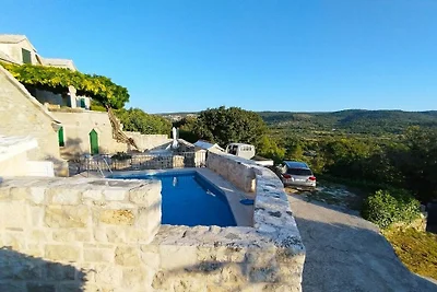 Glicinia mit Hydromassage-Pool