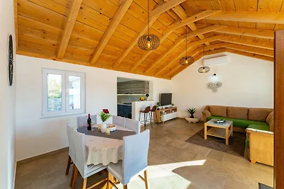 Ferienhaus in Rtina für 4 Gäste