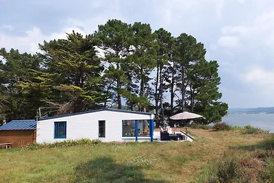 Villa in Le Faou met Uitzicht op Zee