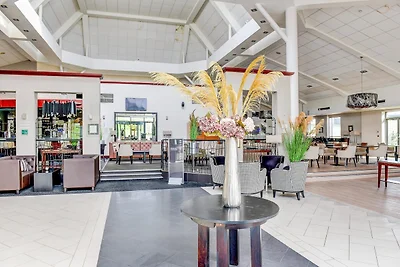 Brentwood Aberdeen City Centre | Camera...
