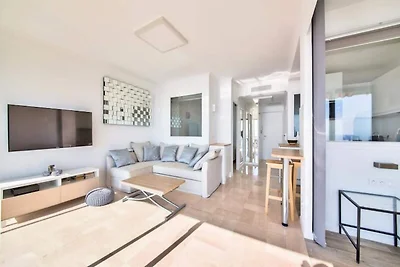 Hervorragende Wohnung mit Blick auf Mtboron