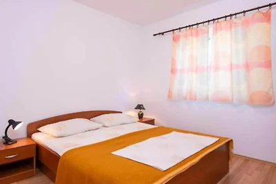 One Bedroom Apartment with Terrace and Sea...
