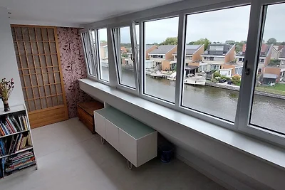 Ideale casa familiare sull'acqua