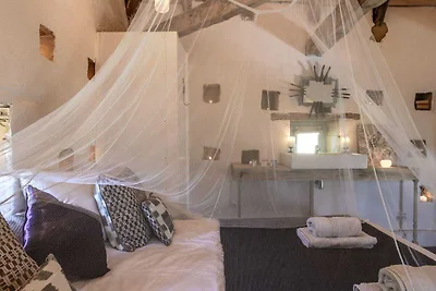 Casa vacanze nella foresta vicino a Belvès