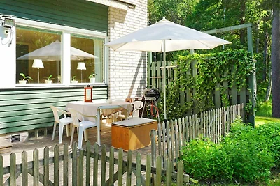 6 Personen Ferienhaus in EKERÖ-By Traum