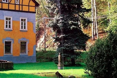 Appartamento in una villa con parco a...