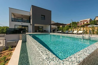 Seaview Villa A`More with heated pool