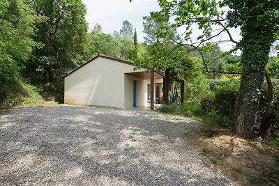 Piacevole casa vacanze con piscina privata