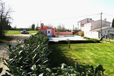 Ferienhaus in Visnjan mit Schwimmbecken