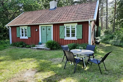 Ferienhaus in Halltorp mit Schwimmbecken