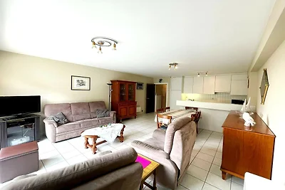 Wohnung an der Küste mit Meerblick
