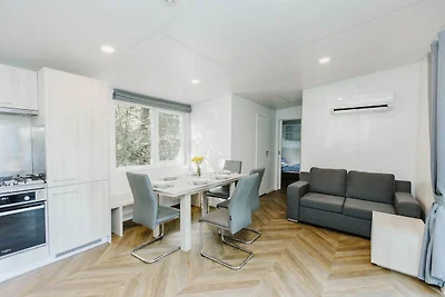 Entspannendes Apartment mit Whirlpool