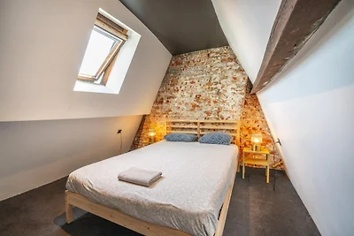 Wohnung mit zwei Schlafzimmern am Fluss