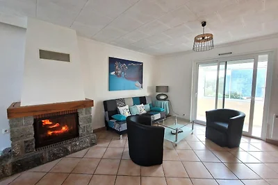 Holiday home with garden in quiet location,...