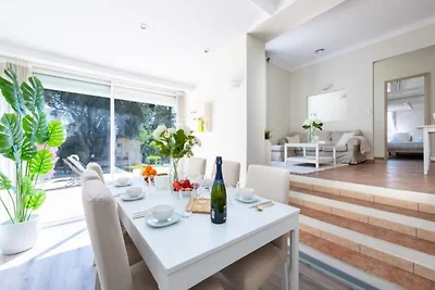 Villa a Le Cannet con piscina riscaldata