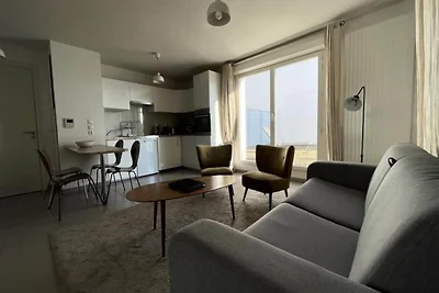 Geräumiges, helles Apartment mit Parkplatz