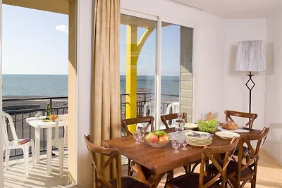 Gemütlich eingerichtete Wohnung mit Balkon od...