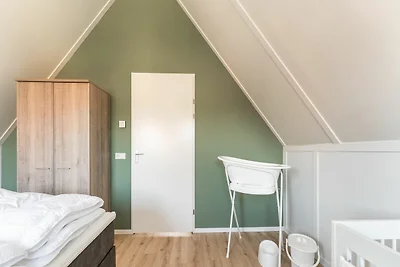 Ferienhaus in Scherpenisse mit Garten