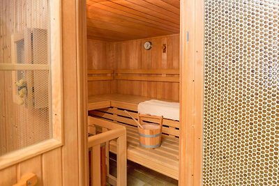 Ferienwohnung mit Skiraum und Sauna in...