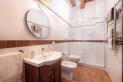 Charmant appartement in Mombaroccio met een g...